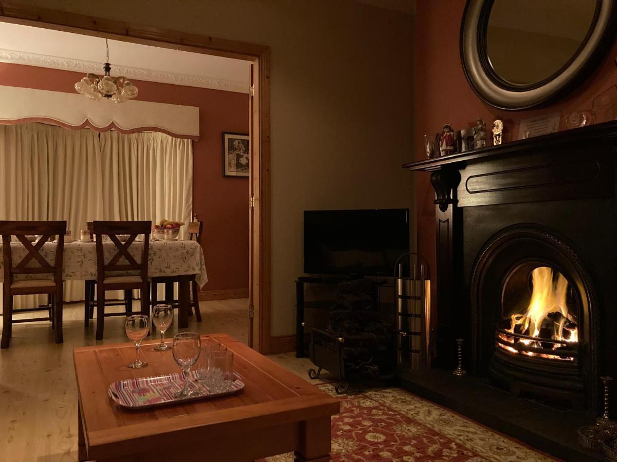 Inny River Lodge Rathowen Екстер'єр фото